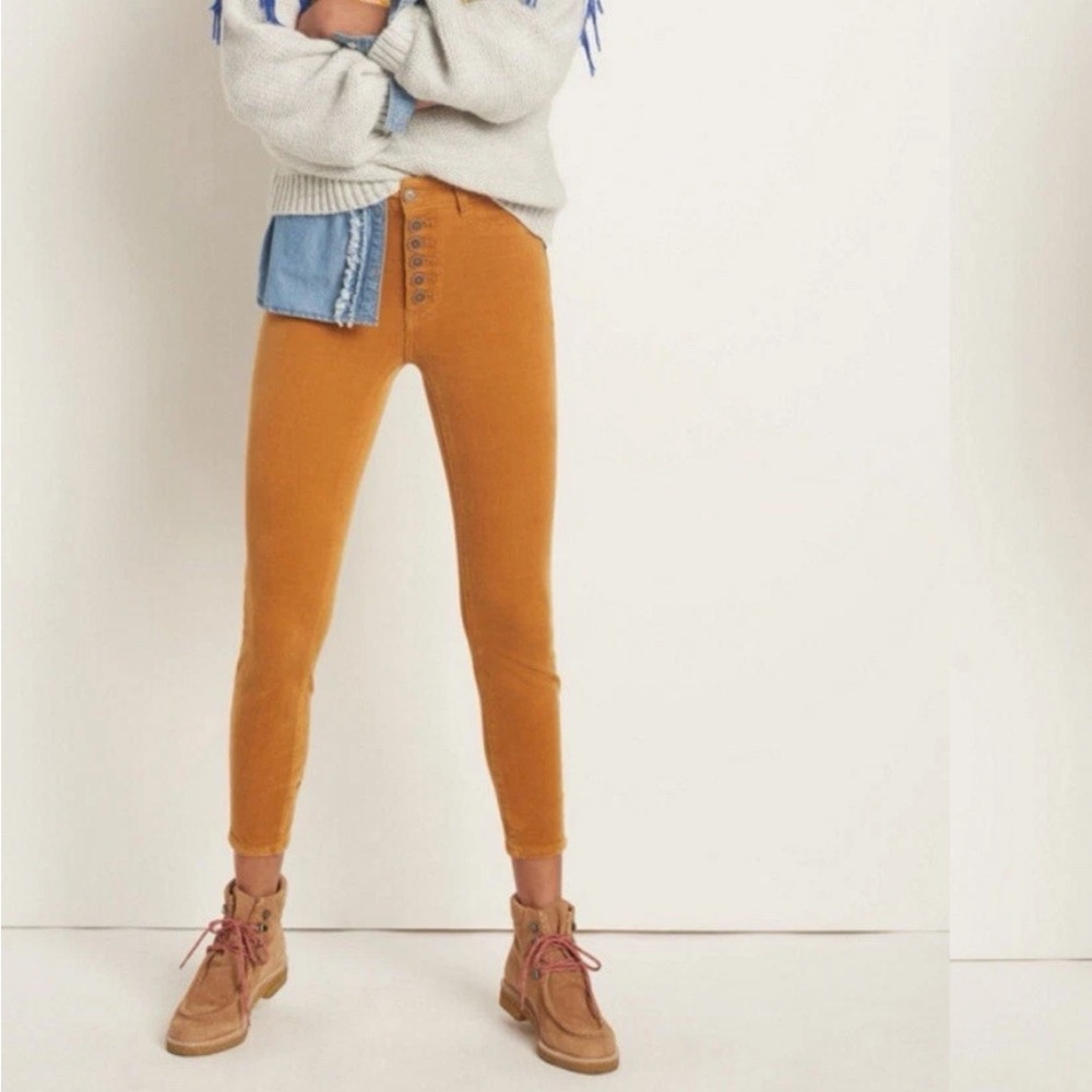 Pilcro Golden Corduroy Trousers